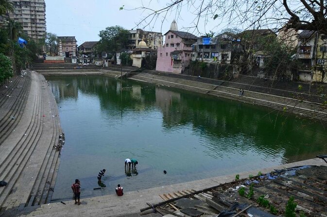 Private Guided Spiritual Walk in Banganga Hindu Temples - Key points about the Banganga walk