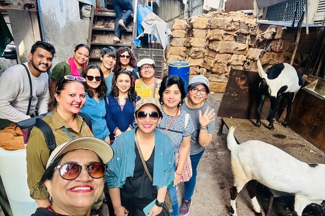 Private Guided Walking Tour in Dharavi Slums - Recycling in Dharavi’s industrial lanes