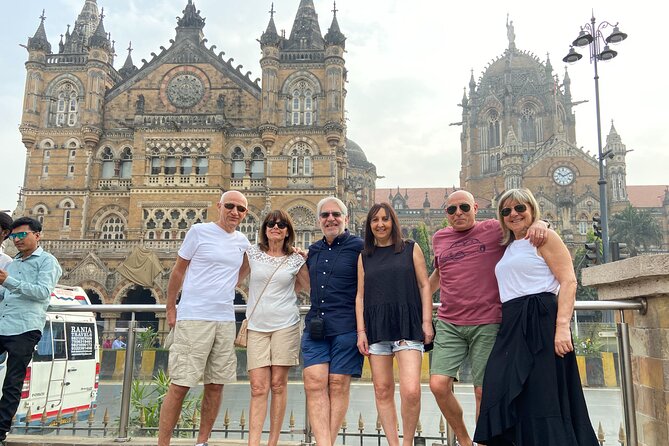 Private Half-Day Bombay Sightseeing Tour with Guide and Transportation - A fast introduction to Mumbai’s many faces