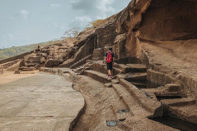 Private Kanheri Buddhist Cave with Mumbai Sightseeing Including AC vehicle - Who will enjoy this Mumbai day most