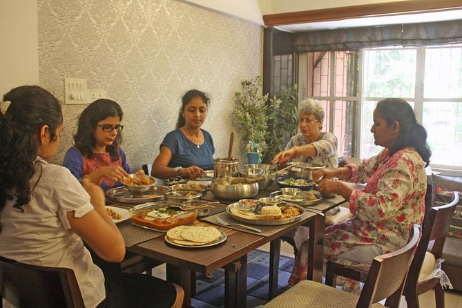 Private Market Tour and Vegan Indian Cooking Demo in Andheri West Mumbai - What happens inside Reyna’s apartment