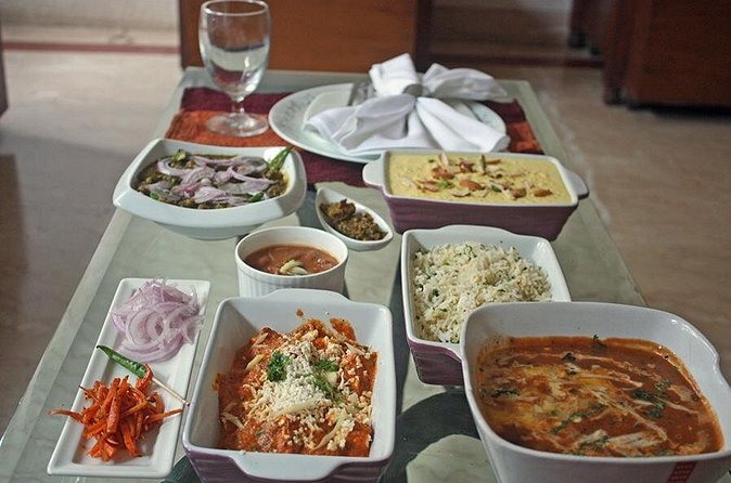 Private Market Tour and Vegetarian Cooking Class in Mumbai - Vegetarian and vegan planning