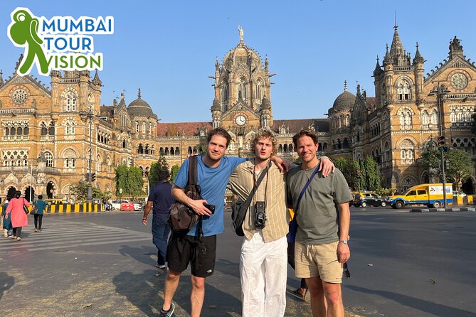 Private Mumbai City Tour with Guide and Transport - A fast way to understand Mumbai