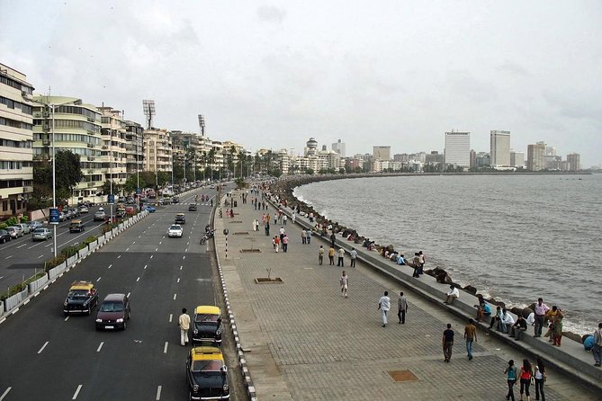 Private Mumbai Sightseeing Tour - Mani Bhavan and the story of Gandhi