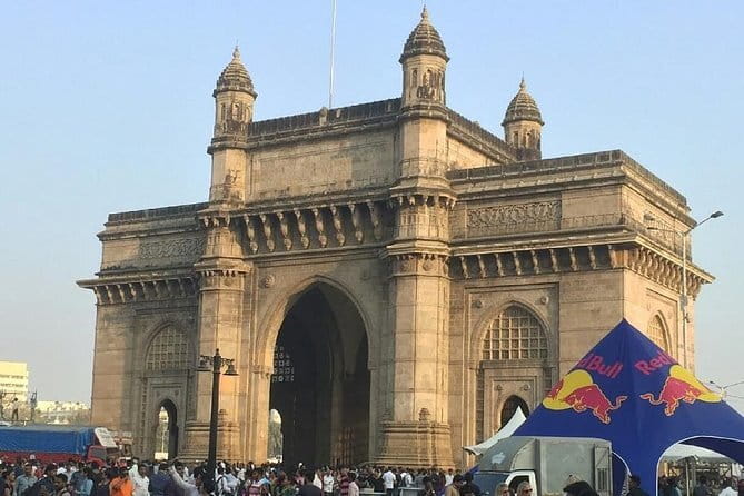 Private Mumbai Sightseeing Tour with Pickup, Car & Guide - Crawford Market and the Gateway of India