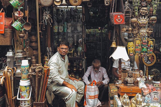 Private Tour in Mumbai Slum with Sightseeing - Three hours in Dharavi, with context and care