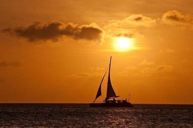 Sailing Experience in Mumbai on Mid Size Yacht - Choosing between daytime, sunset, and nighttime