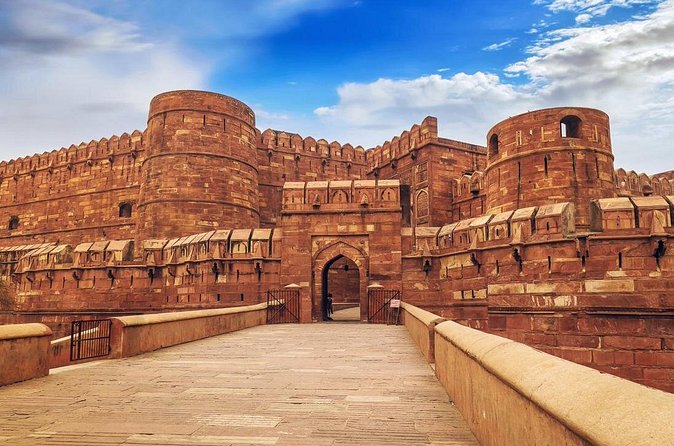 Same Day Taj Mahal/Agra Tour from Mumbai By Return Flights - Private transport makes a difficult day easier