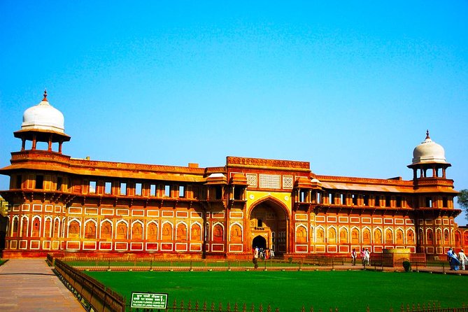 Same Day Taj Mahal and Agra Tour from Mumbai with Return Flights - Entering the Taj Mahal around 9 a.m.