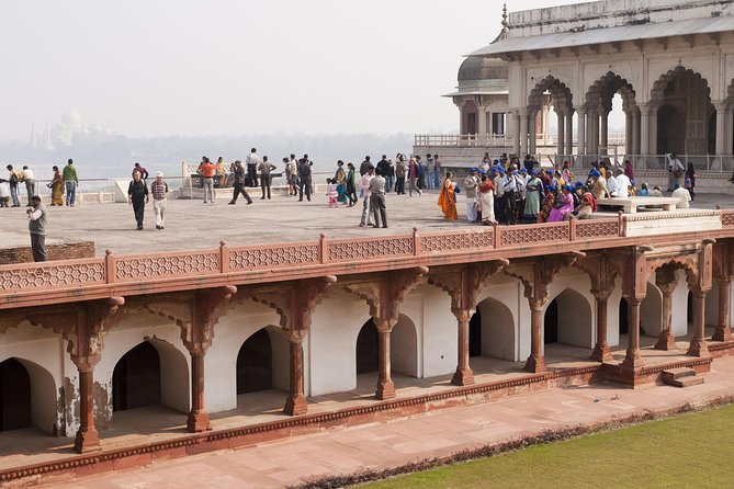 Same Day Tour from Mumbai to Taj Mahal and Agra With Flights - The 2 AM Mumbai pickup and morning flight
