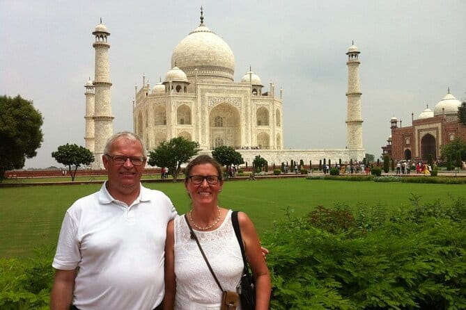 Taj Mahal Day Trip Including Same Day Flights from Mumbai - Is $294 per person a fair price?