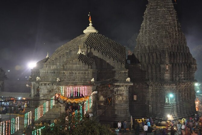 Temples & Vineyards: Private Tour to Nashik from Mumbai - Panchavati, Kalaram Temple, and Sita Gufaa