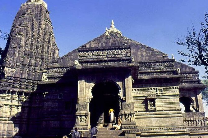 Temples & Vineyards: Private Tour to Nashik from Mumbai - Ramkund beside the Godavari River