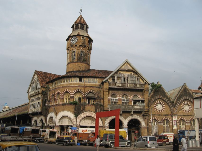 The Mumbai by Dawn Tour - CST before the daily rush