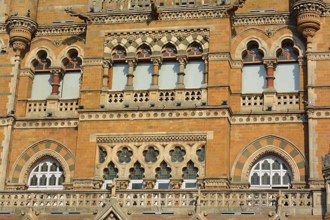 Two Days Mumbai Tour Package : City + Slum + Elephanta + Market - What the $187.26 price really buys