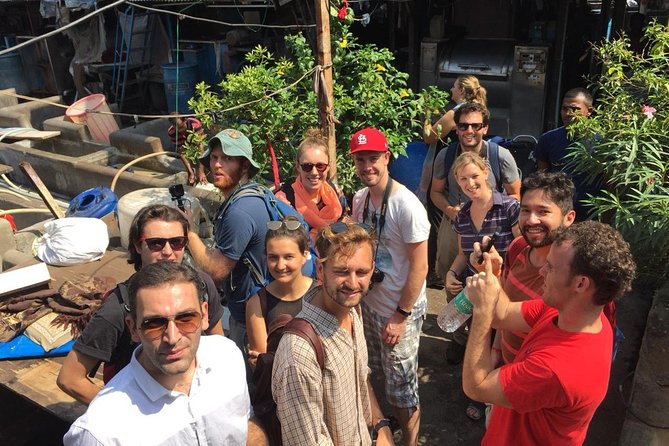 Walking Tour of Dharavi Slum in Mumbai - Community, religion, and the human side of the route